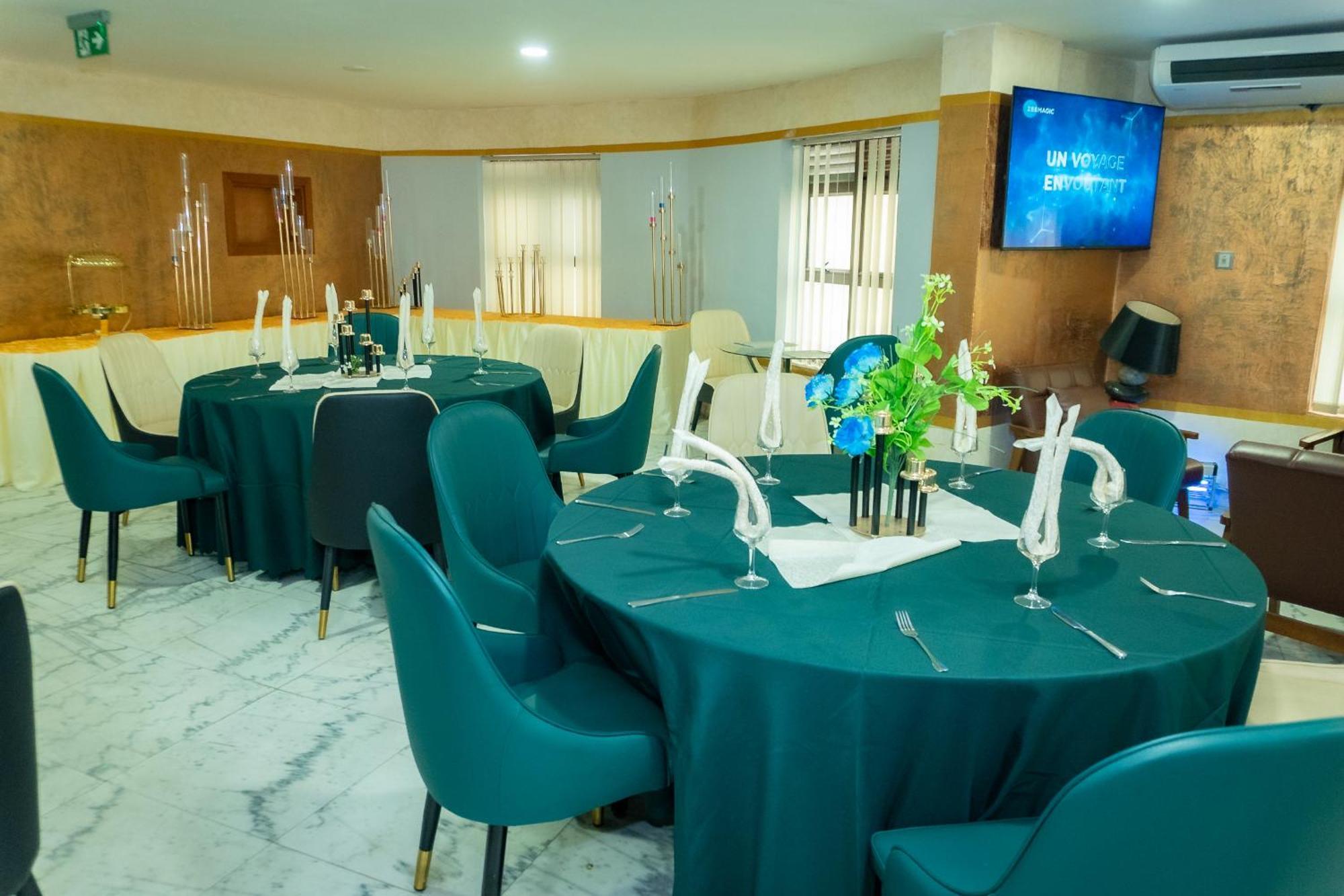 Hotel Le Figaro Douala Exteriér fotografie
