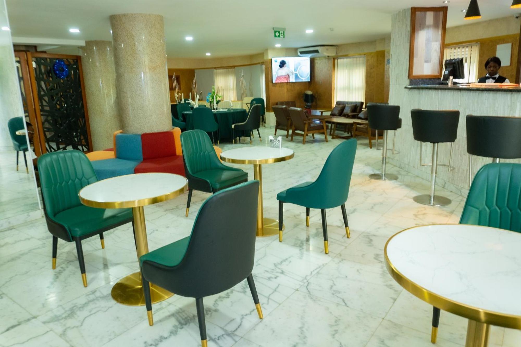 Hotel Le Figaro Douala Exteriér fotografie